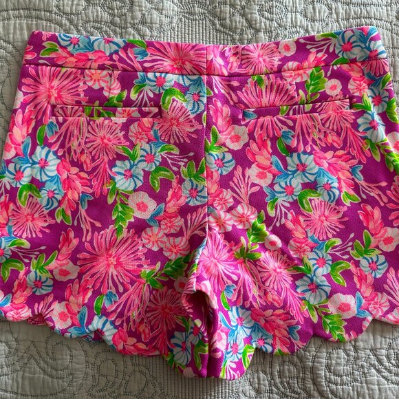 NWT Lilly Pulitzer Buttercup Knit Short in Moms the Word - Picture 2 of 5